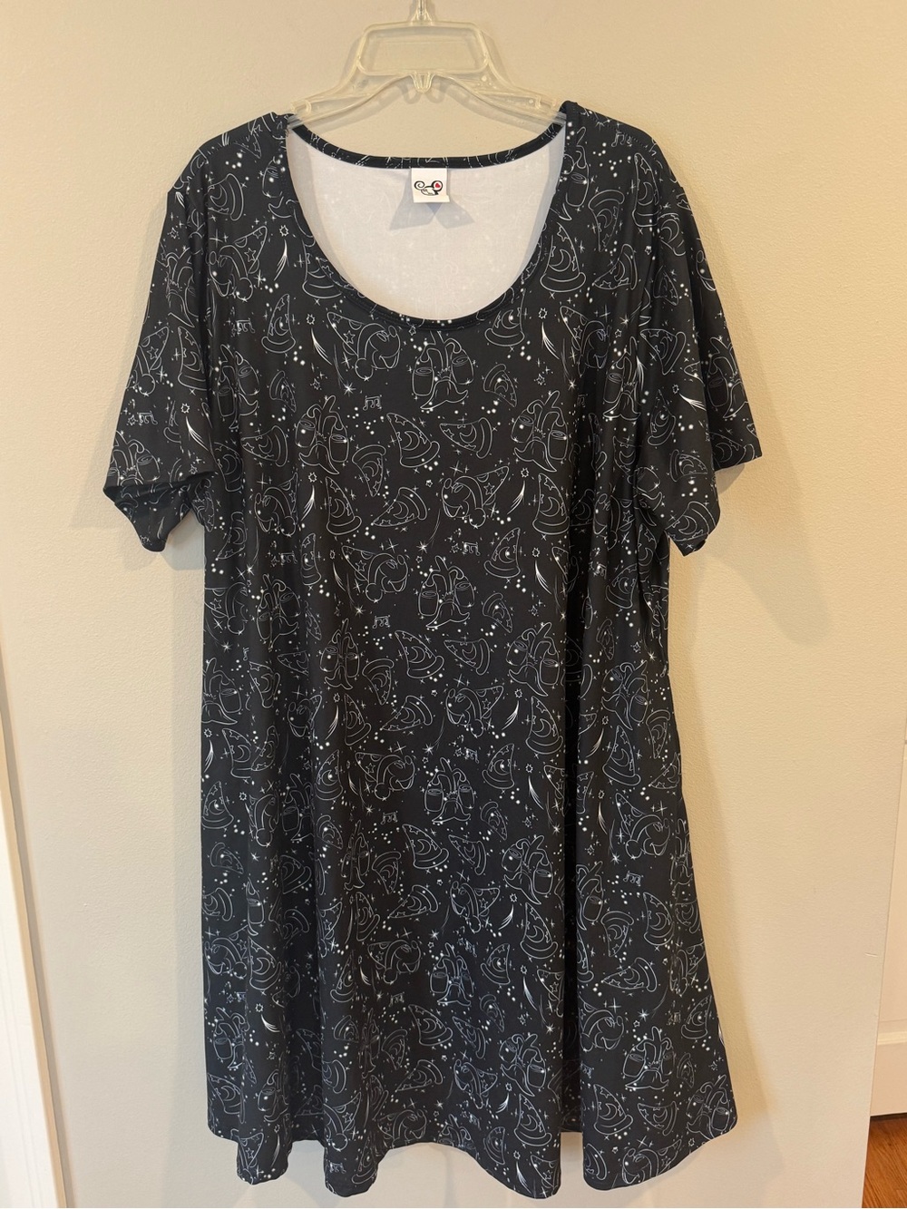Disney Stretch Mickey Sorcerer Fantasia Dress size 2XL pockets